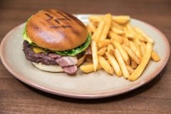 Burger & Chip at Fernandos Peri Peri in Reading